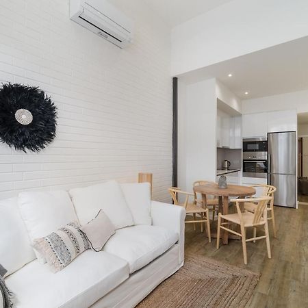 Casa Boma Lisboa - Design Apartment With Private Vegetal Terrace - Lapa VII ภายนอก รูปภาพ