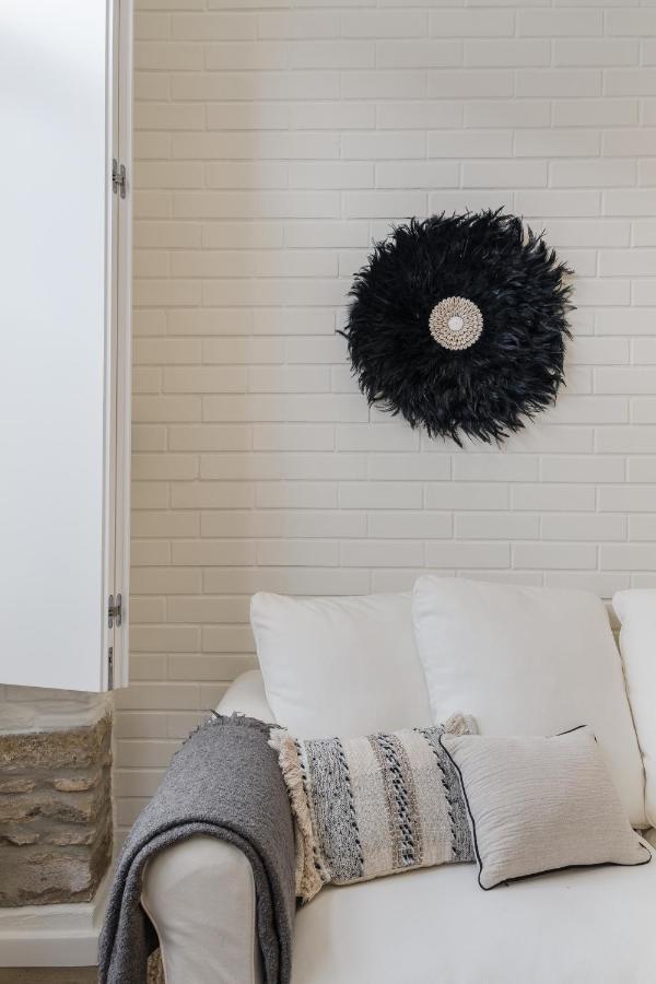 Casa Boma Lisboa - Design Apartment With Private Vegetal Terrace - Lapa VII ภายนอก รูปภาพ
