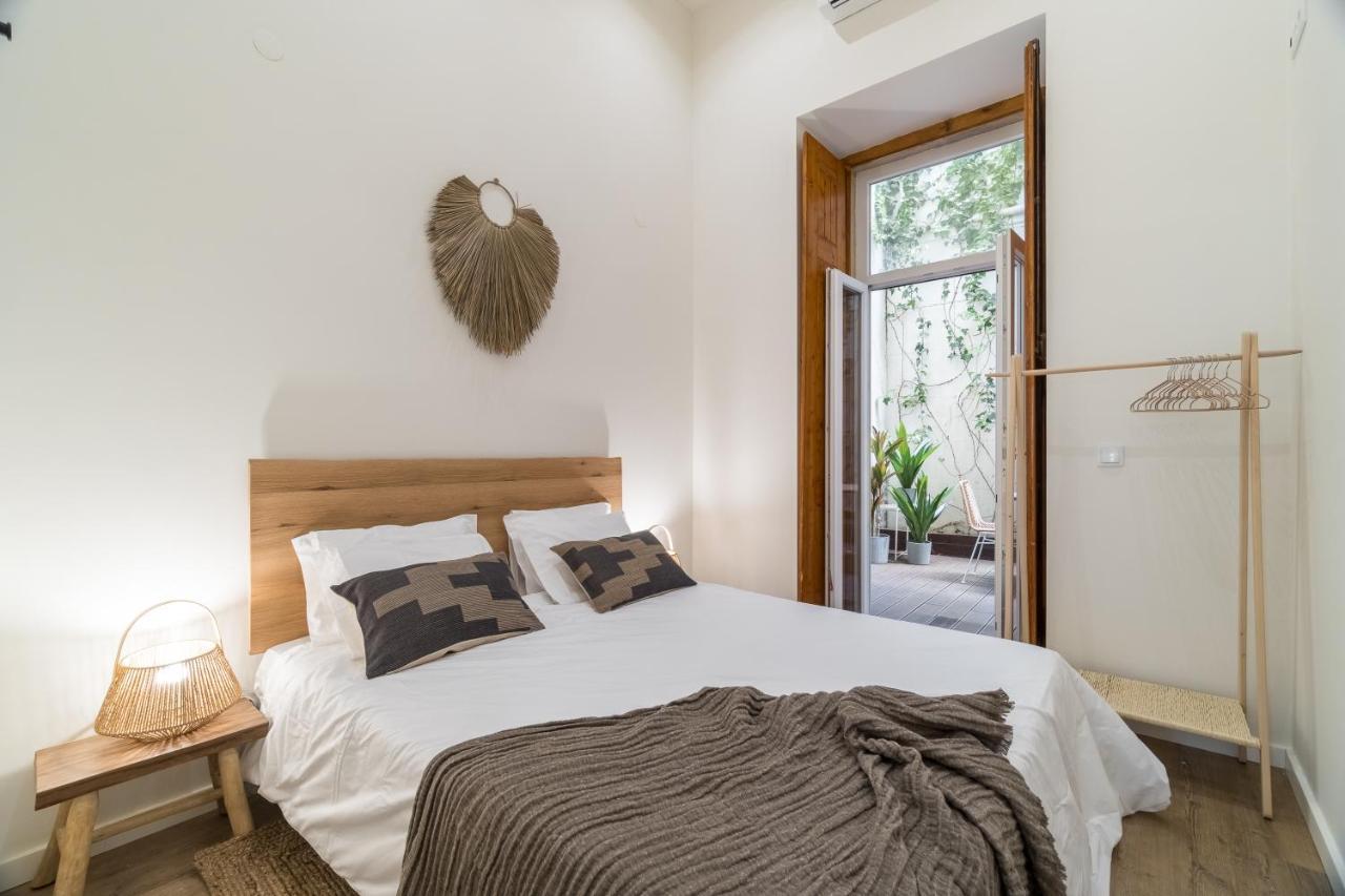 Casa Boma Lisboa - Design Apartment With Private Vegetal Terrace - Lapa VII ภายนอก รูปภาพ