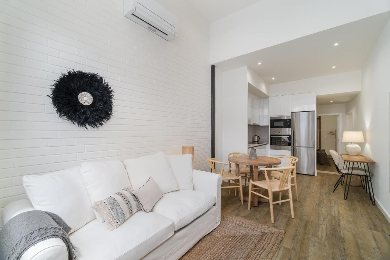 Casa Boma Lisboa - Design Apartment With Private Vegetal Terrace - Lapa VII ภายนอก รูปภาพ