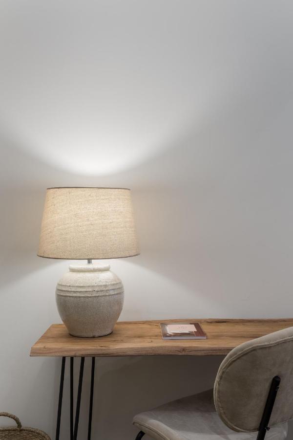 Casa Boma Lisboa - Design Apartment With Private Vegetal Terrace - Lapa VII ภายนอก รูปภาพ